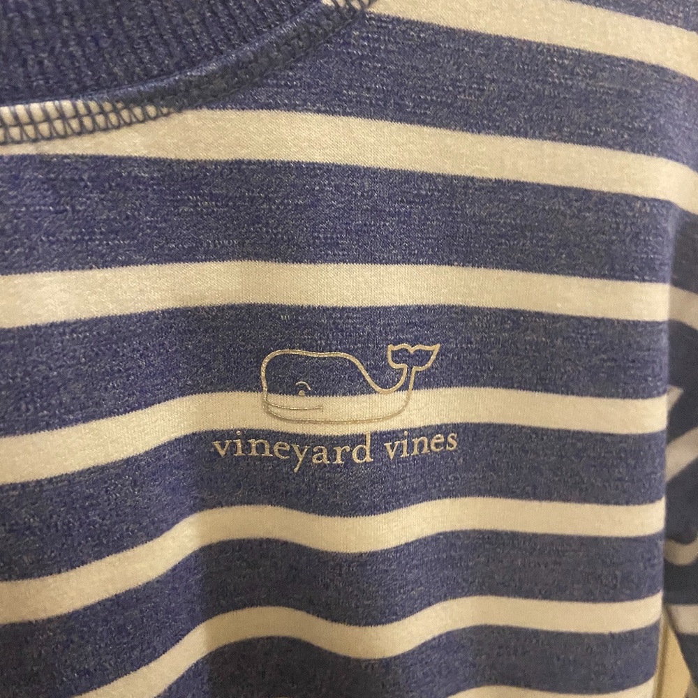 Boys crewneck sweatshirt 10/12